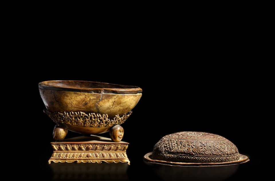 A BONE KAPALA WITH COPPER COVER AND GILT COPPER ALLOY STAND TIBET, 19TH CENTURY - 2