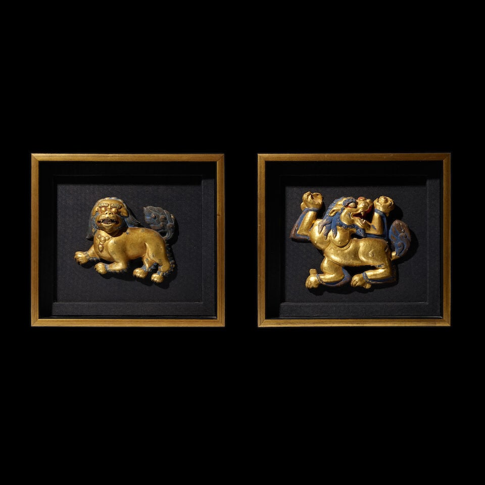 TWO GILT COPPER ALLOY REPOUSSÉ SNOW LIONS TIBET, 18TH/19TH CENTURY: TWO GILT COPPER ALLOY REPOUSSÉ SNOW LIONS TIBET, 18TH/19TH CENTURY Himalayan Art Resources item no. 8803 7 3/4 in. (19.7 cm) high, the largest Footnotes: 西藏 十八/十