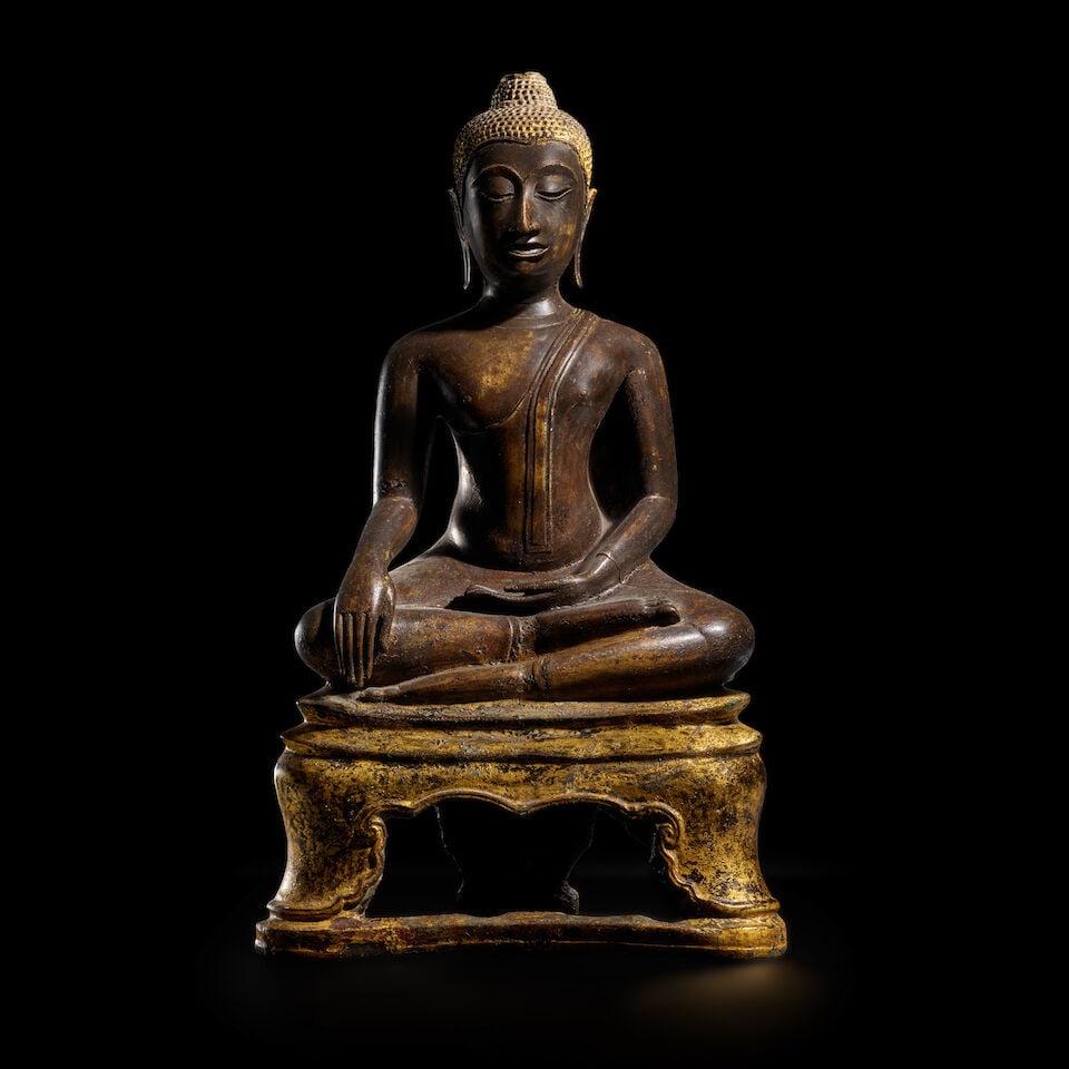 A COPPER ALLOY FIGURE OF BUDDHA THAILAND, AYUTTHAYA PERIOD, 15TH/16TH CENTURY: A COPPER ALLOY FIGURE OF BUDDHA THAILAND, AYUTTHAYA PERIOD, 15TH/16TH CENTURY 19 in. (48.3 cm) high Footnotes: 泰國 素可泰晚期風格 十ߛ