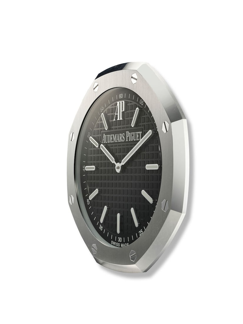 [NO RESERVE] AUDEMARS PIGUET | ROYAL OAK, A STAINLESS STEEL WALL CLOCK, CIRCA 2018 - 4
