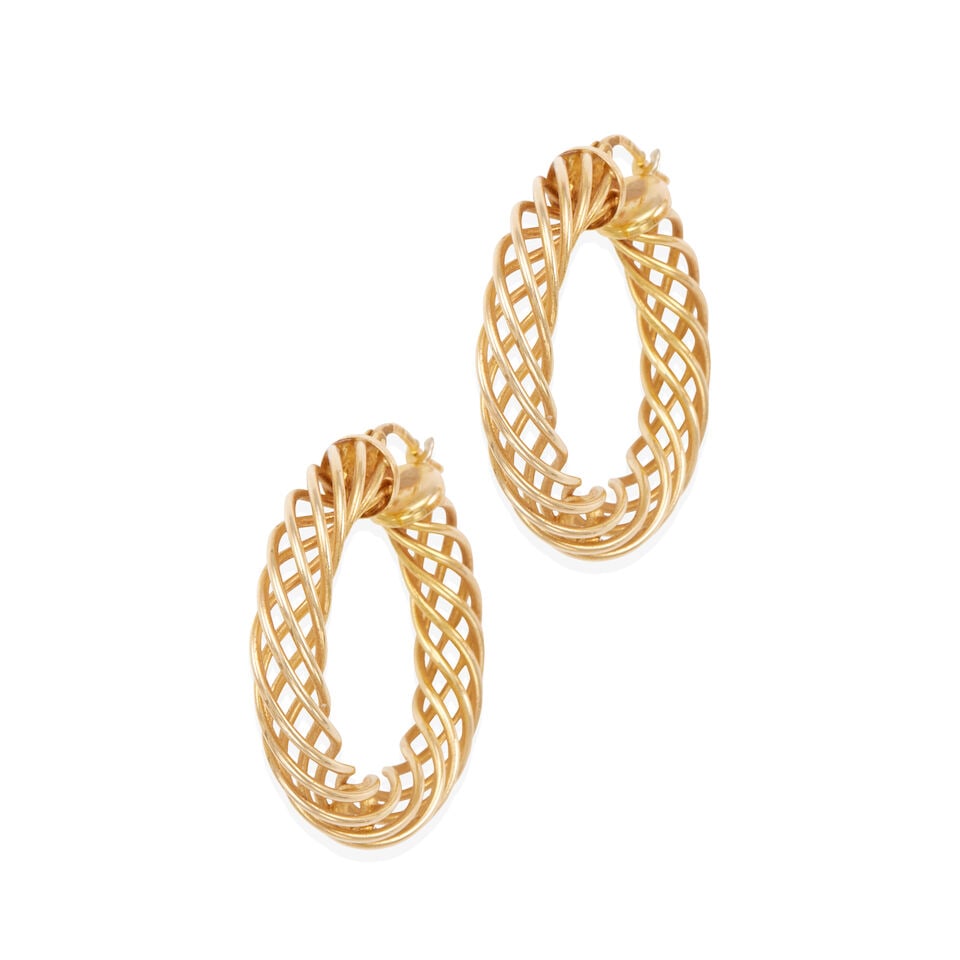14K GOLD SPIRAL HOOP EARRINGS: 14K GOLD SPIRAL HOOP EARRINGS • 14k yellow gold • Length: 1 5/16 in • Estimated gross weight: 8.3 grams Footnotes: Overall condition, very good Metal tests 14k gold and stamped '14k