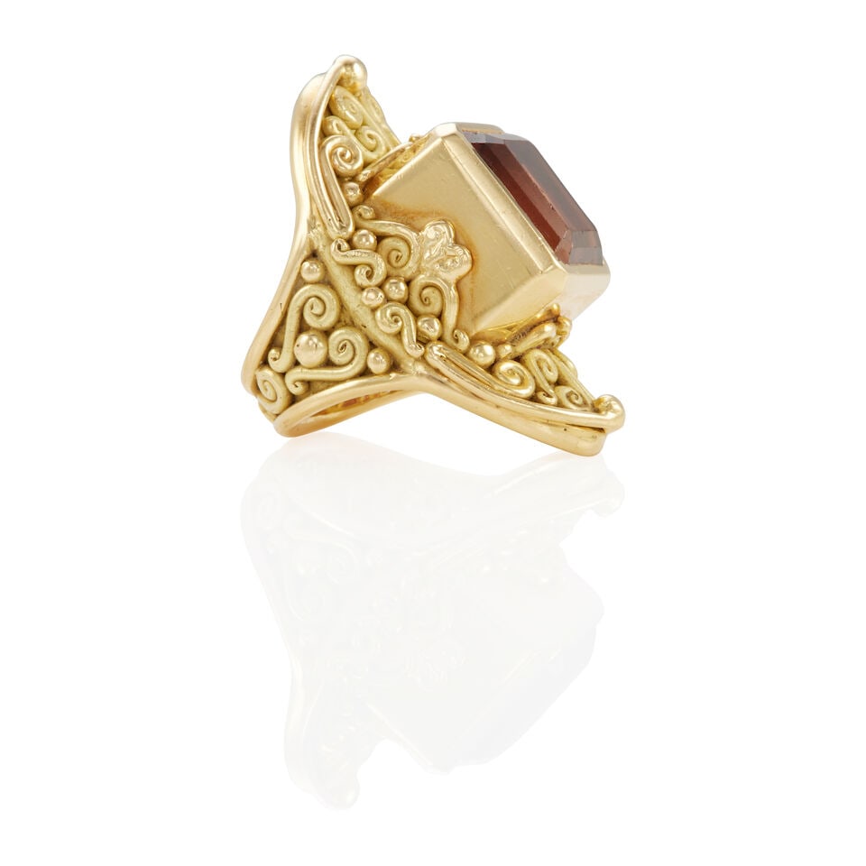 DENISE ROBERGE: 18K GOLD AND TOURMALINE RING - 2