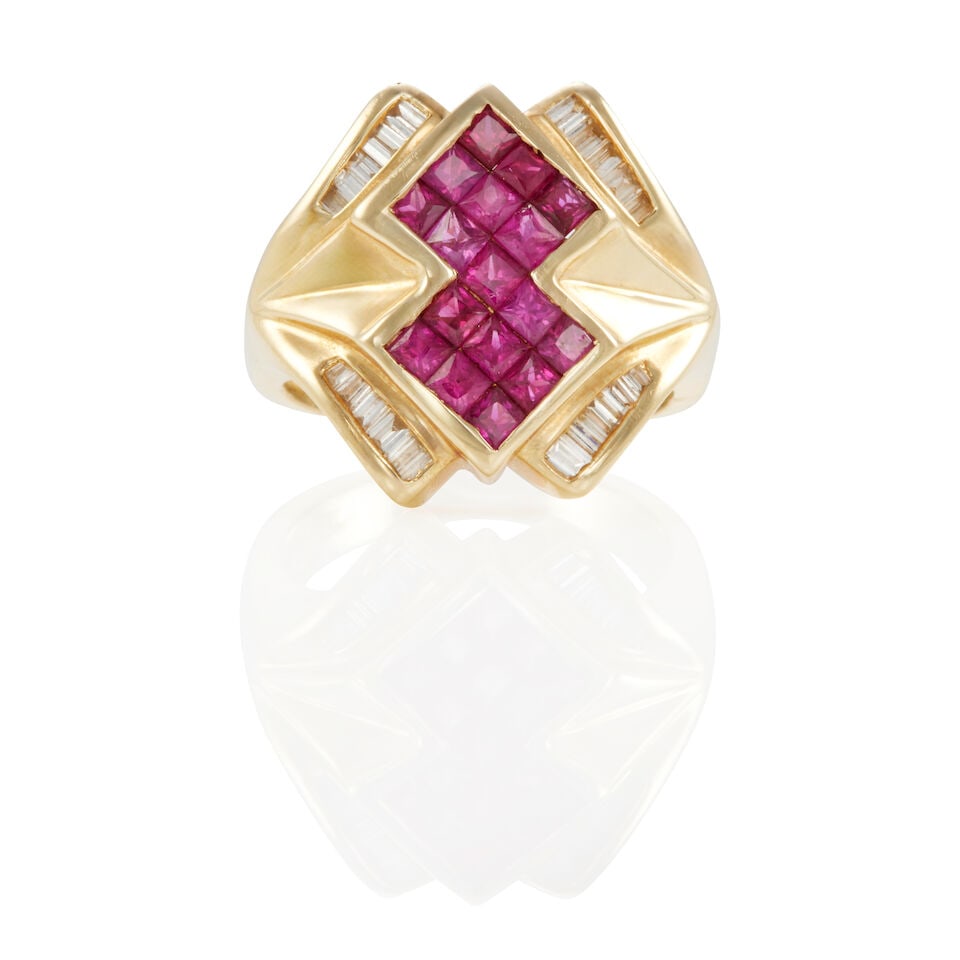 14K GOLD AND DIAMOND RING: 14K GOLD AND DIAMOND RING • 14k yellow gold • Numerous rectangular diamonds weighing approximately 0.20 - 0.30 carat total • 17 square synthetic rubies • Size 6 •