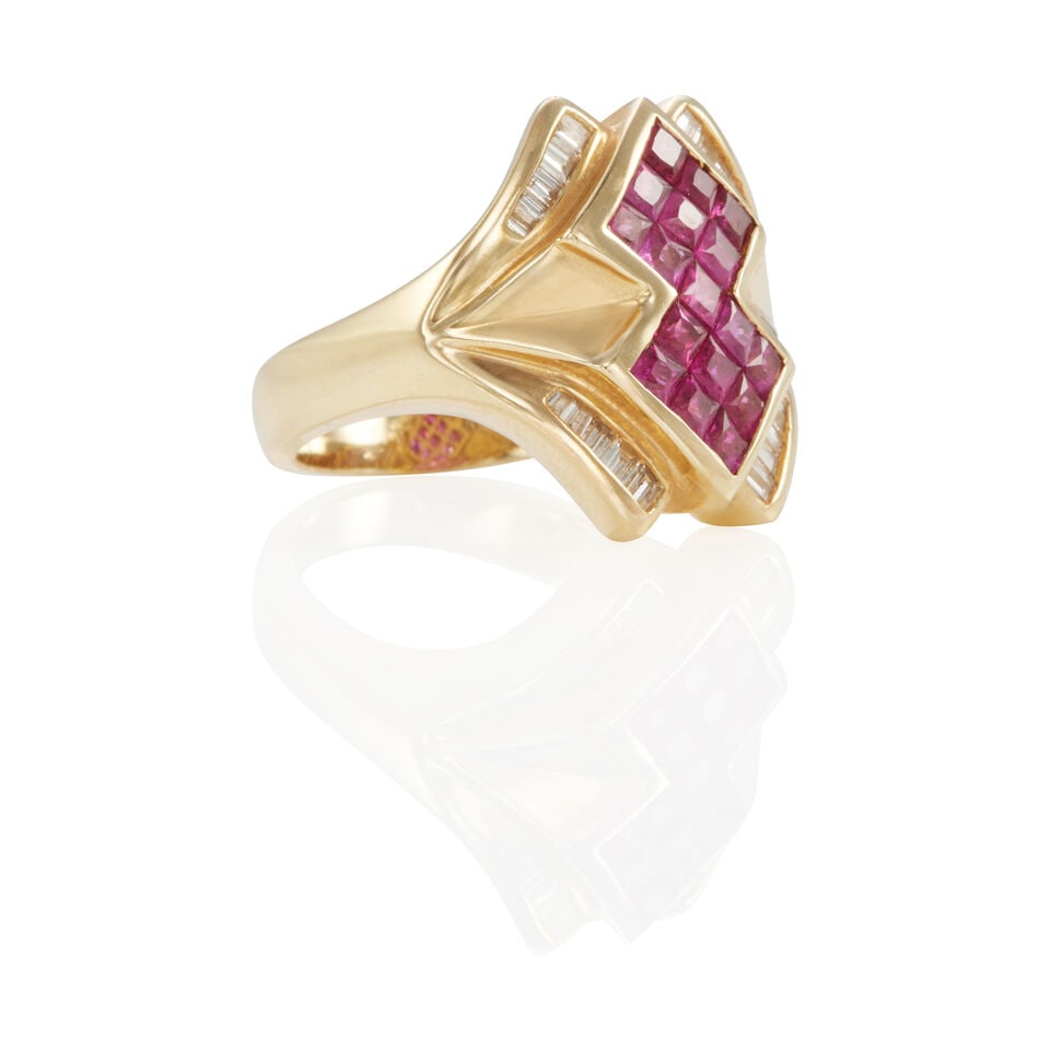 14K GOLD AND DIAMOND RING - 2