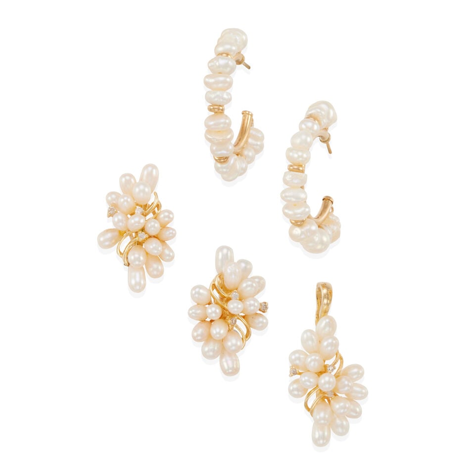 GROUP OF 14K GOLD, DIAMOND AND CULTURED PEARL JEWELRY: GROUP OF 14K GOLD, DIAMOND AND CULTURED PEARL JEWELRY • Pair of 14k yellow gold hoop earrings with numerous baroque cultured pearls 3.84 - 5.74mmm, measures 1 1/8 x 7/8 in. • One
