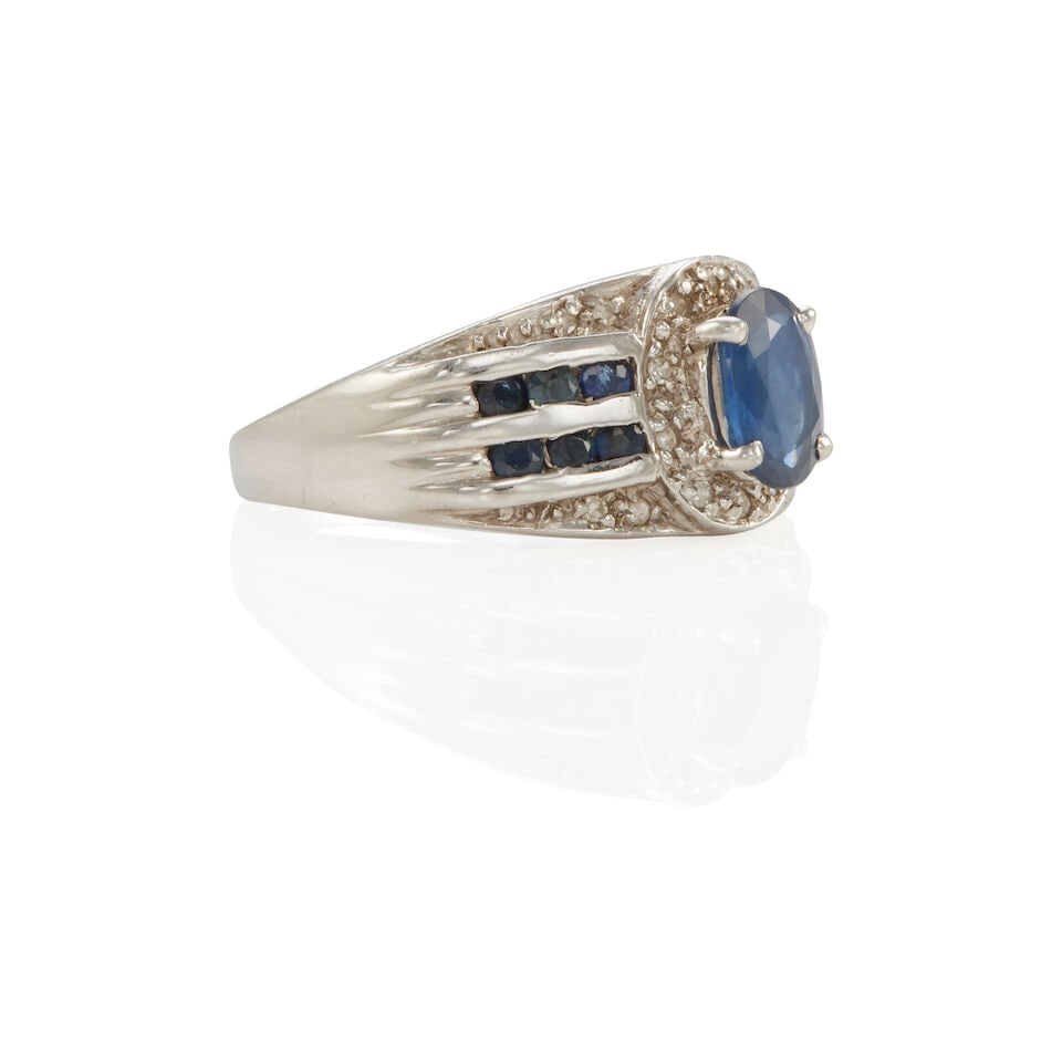 PLATINUM, SAPPHIRE, AND DIAMOND RING - 2
