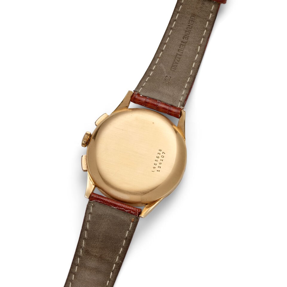 UNIVERSAL GENÈVE. AN 18K GOLD MANUAL WIND CHRONOGRAPH WRISTWATCH Compax, Ref: 124107, c. 1950s - 3