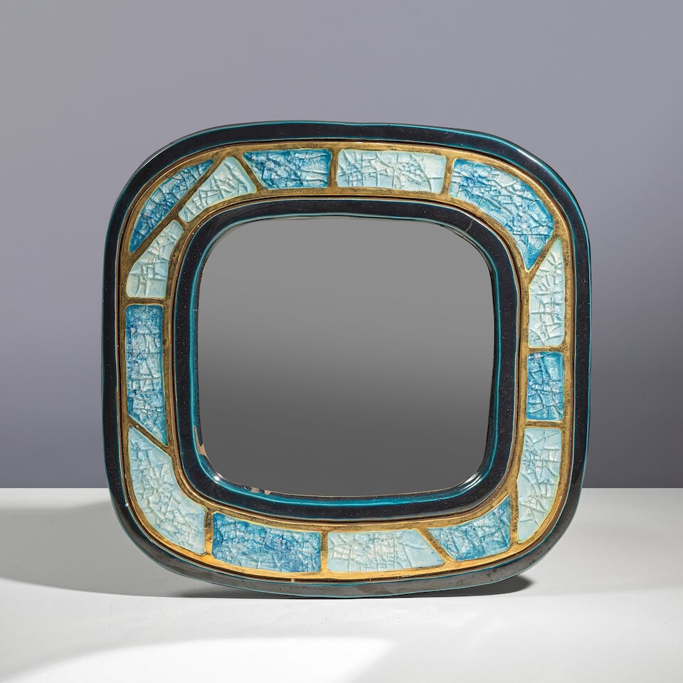 MITHÉ ESPELT (1923-2020) Miroir: MITHÉ ESPELT (1923-2020) Miroir Circa 1957 Faïence émaillée, incrustations de verre cristallisé et verre miroité H: 32,5 cm. (12.3/4 in.); L: 33,5 cm. (13.1/8 in.); P: 1,