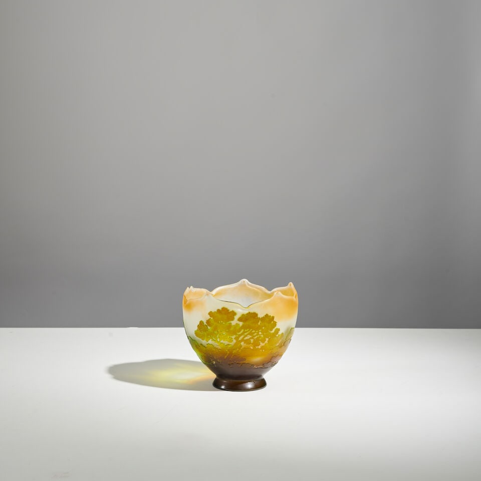 ÉTABLISSEMENTS GALLÉ (1904-1936) Coupe floriforme à pointes étirées ... - 5