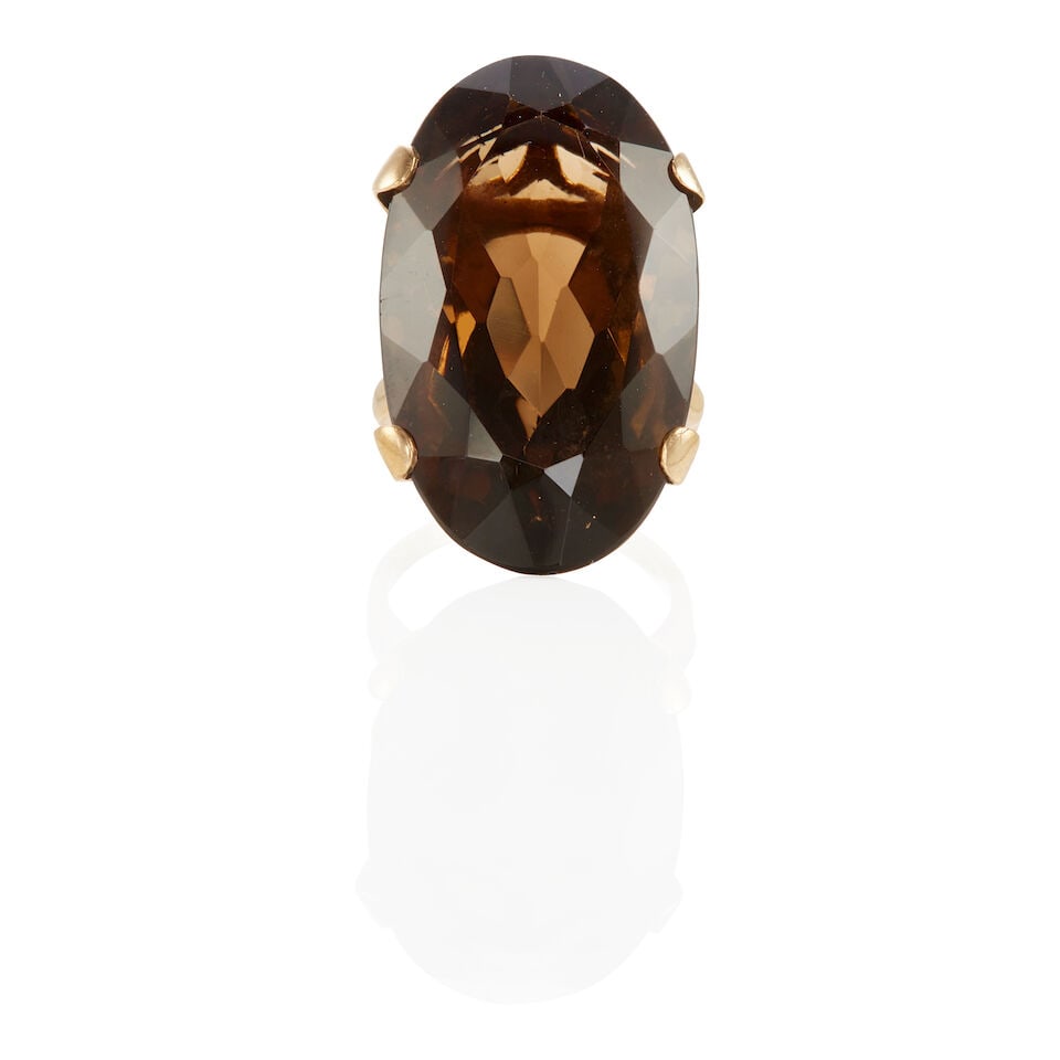 9K GOLD AND SMOKEY QUARTZ RING (1 of 2)