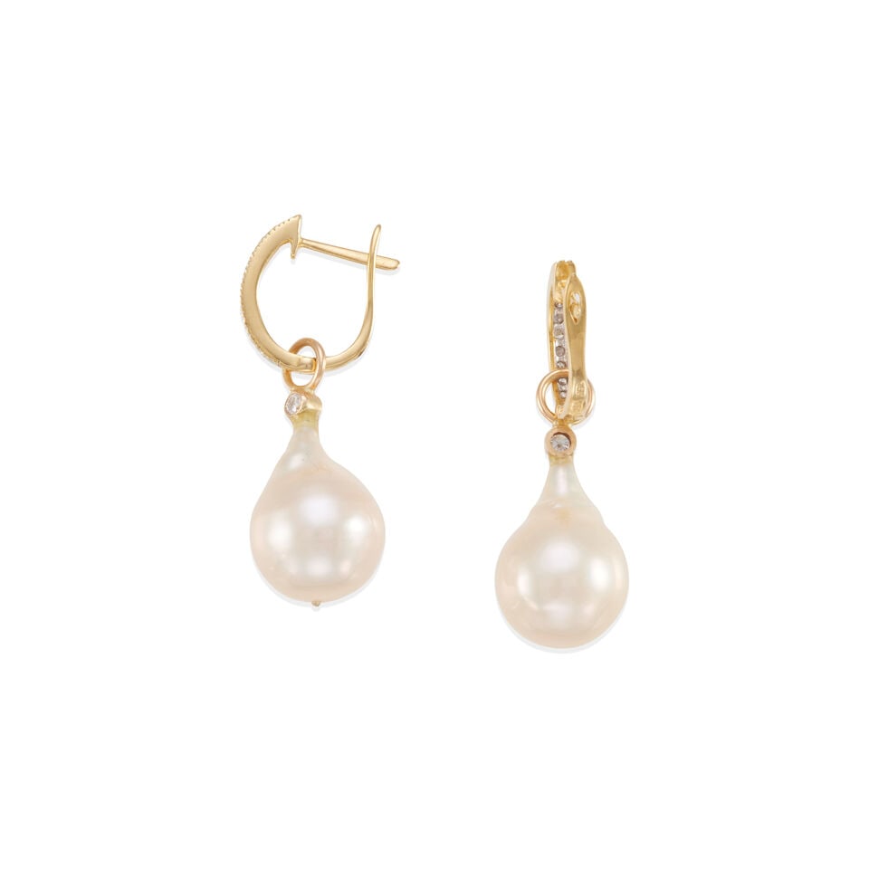 PAIR OF 18K GOLD, DIAMOND AND CULTURED PEARL PENDANT DROP EARRINGS - 2
