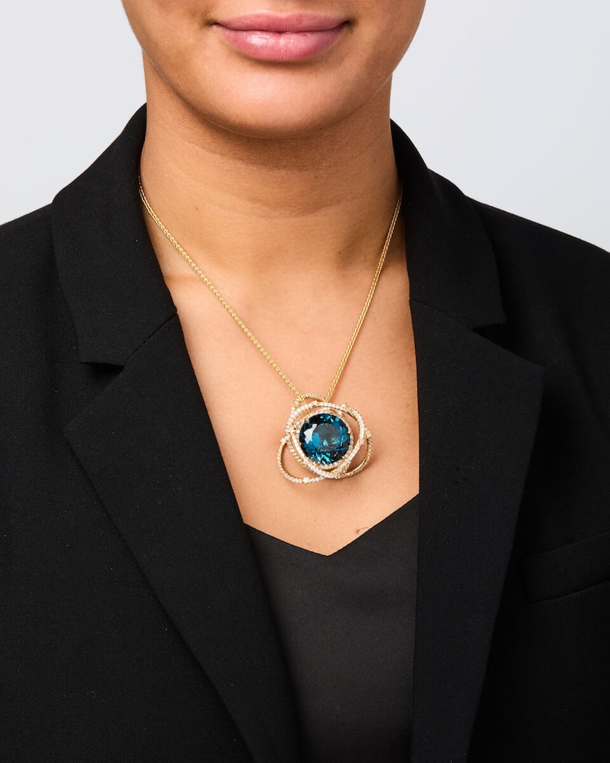 A 14K GOLD, TOPAZ AND DIAMOND 'SHOOTING STAR' PENDANT NECKLACE - 2