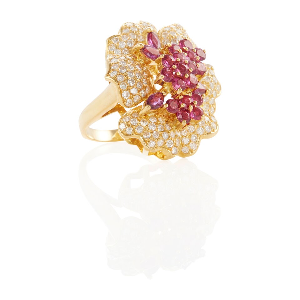 18K GOLD, DIAMOND AND RUBY RING - 2