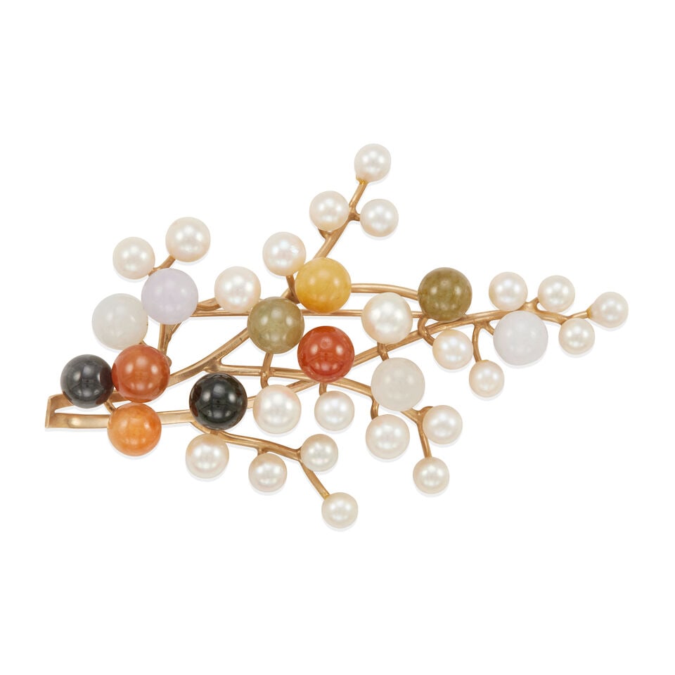MINGS: 14K GOLD, JADE, AND CULTURED PEARL SPRAY BROOCH: MINGS: 14K GOLD, JADE, AND CULTURED PEARL SPRAY BROOCH • 14k yellow gold • 12 spherical half-drilled jade beads measuring approximately 6.60 mm to 6.90 mm each • 23 spherical