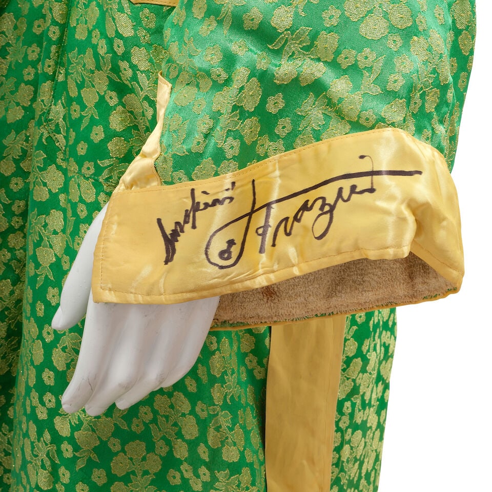 Joe Frazier's Weigh-in Robe From Fight of the Century, Ali vs. Frazier [Madison Square Garden, M... - 5