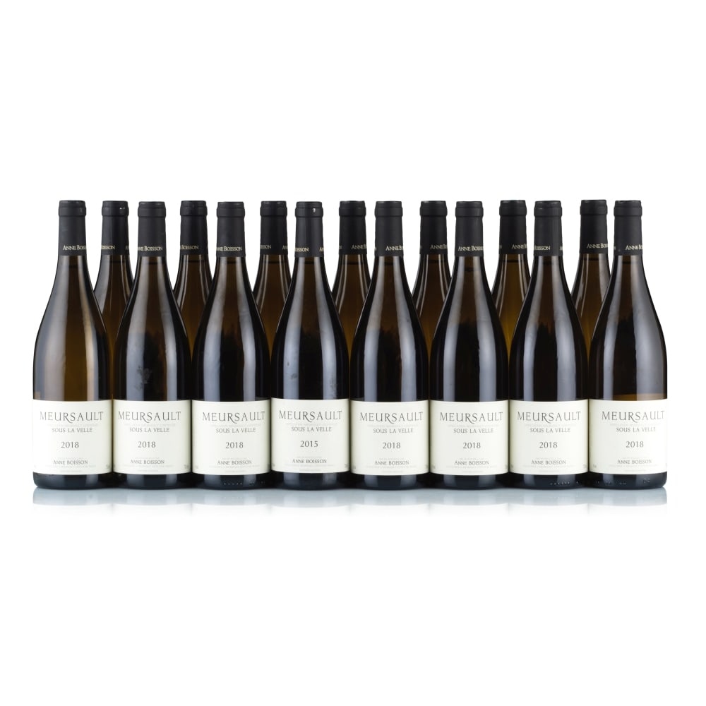 Anne Boisson, Meursault, Sous la Velle, 2015 & 2018 (15 x 750ml): Anne Boisson, Meursault, Sous la Velle, 2015 (3 x 750ml) Region: Burgundy Fill Level: excellent Capsule: ok Cork: ok Label: 1x bin-soiled and marked, 1x lightly bin-soiled and marked, 1x nicked, light