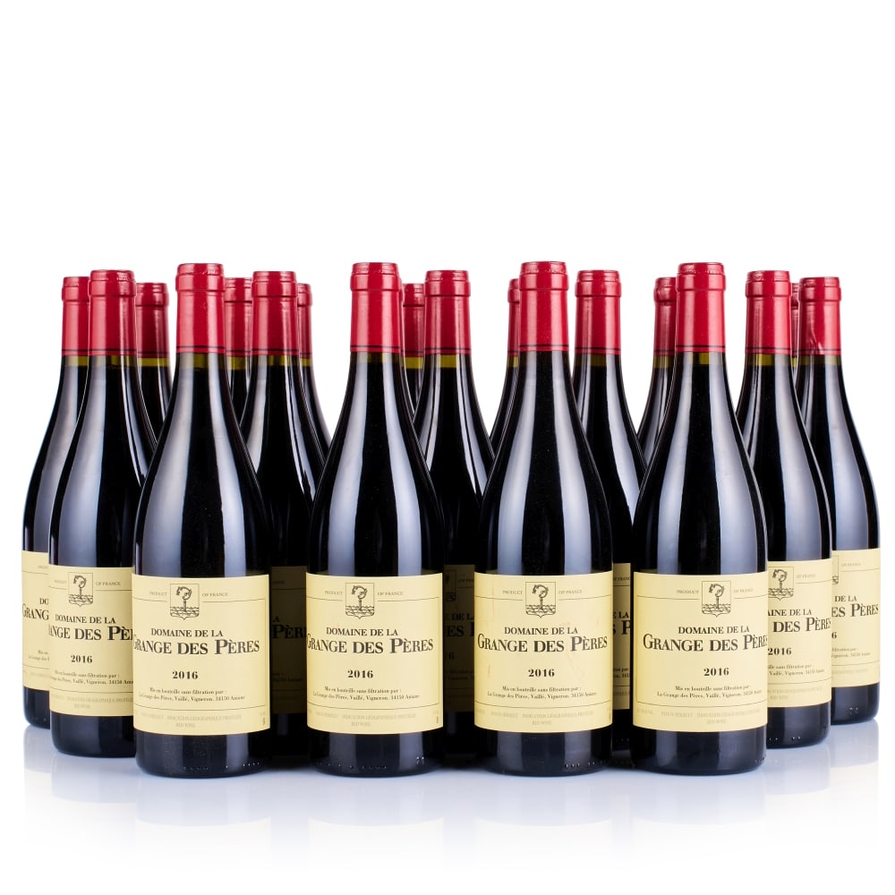 Domaine de la Grange des Pères, 2016 (21 x 750ml): Domaine de la Grange des Pères, 2016 (21 x 750ml) Region: Languedoc Fill Level: excellent Capsule: ok Cork: ok Label: all lightly marked, 2x creased Packaging: 4x neutral cartons This lot is subj
