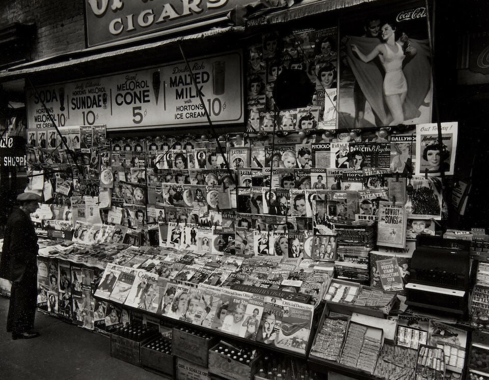 Berenice Abbott (1898-1991); Newsstand, East 32nd Street and Third Avenue; (1 of 1)
