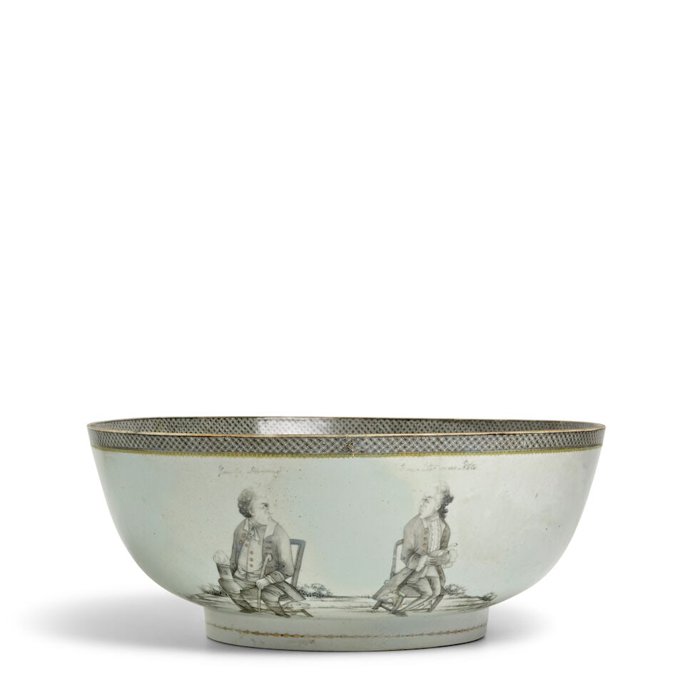 A RARE GRISAILLE AND GILT-DECORATED PUNCH BOWL Qianlong, circa 1784: A RARE GRISAILLE AND GILT-DECORATED PUNCH BOWL Qianlong, circa 1784 14 1/4in (36.2cm) diam Footnotes: 清乾隆 約 1784 年 珍罕墨彩描金&#