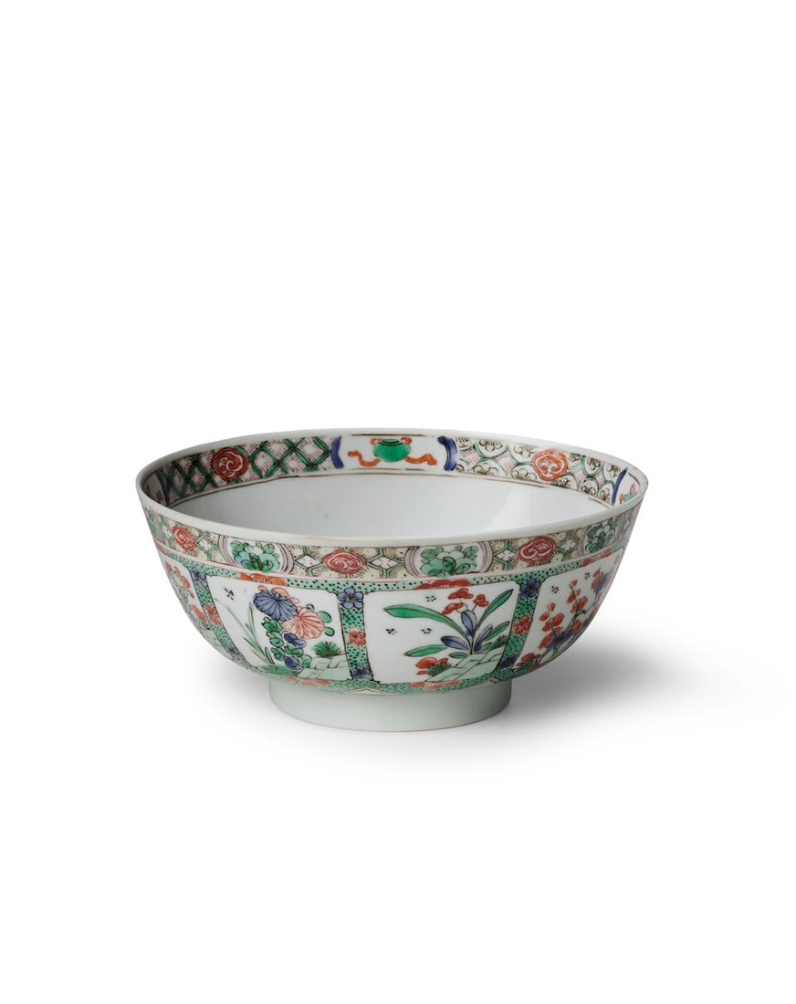 A FAMILLE VERTE 'FRUIT AND FLOWER' BOWL Kangxi, a studio cipher within double circle at base - 2