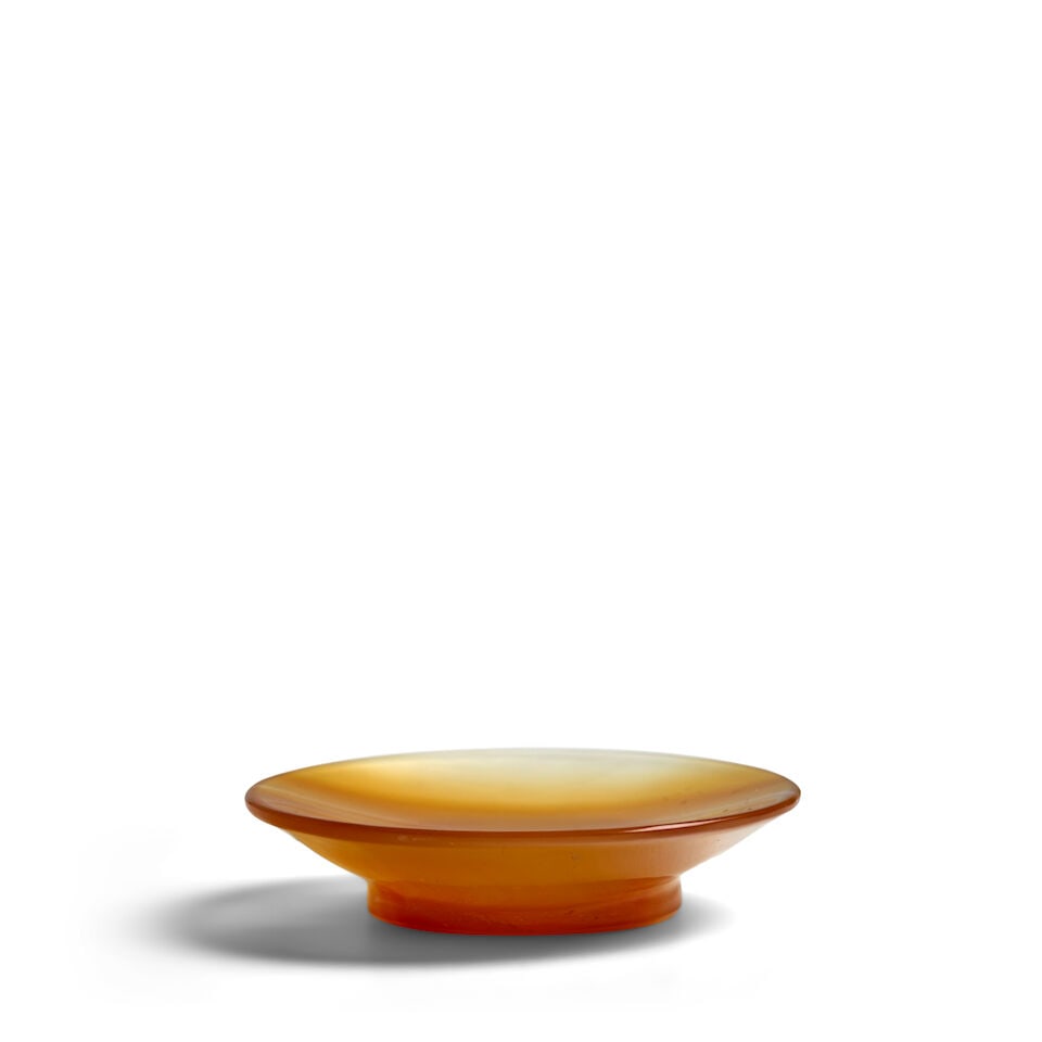 A HONEY-TONED BANDED AGATE CIRCULAR SNUFF DISH 1780-1880 - 2