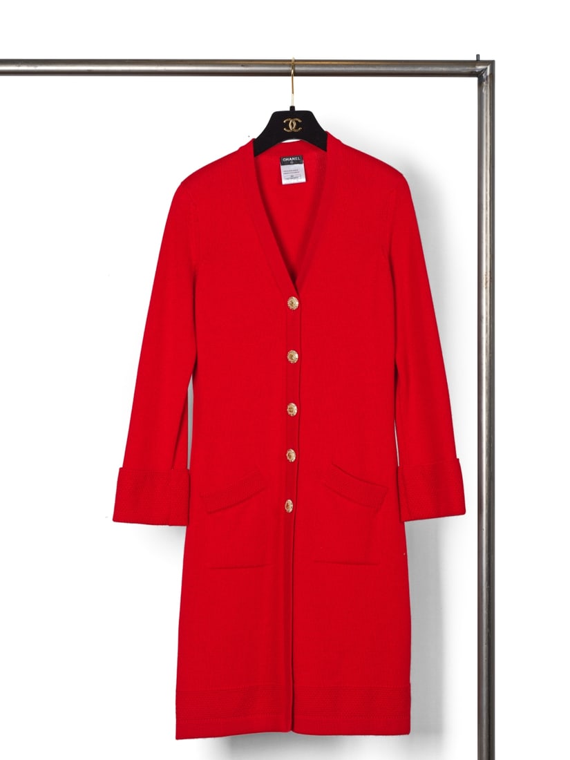 Chanel, collection Prêt-à-Porter, Automne-Hiver 2009. Manteau en cachemire rouge. Chan... (1 of 1)