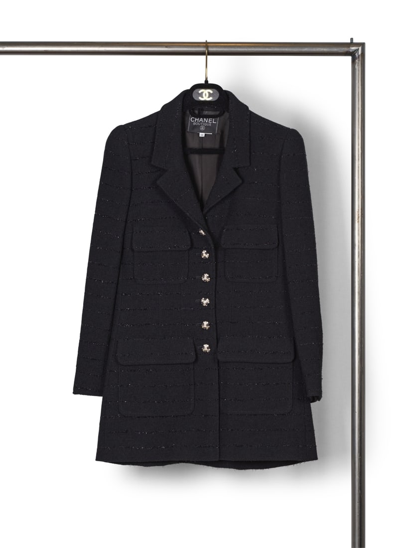 Chanel, collection Prêt-à-Porter, Automne-Hiver 1995. Veste en tweed noir à rayur... (1 of 1)