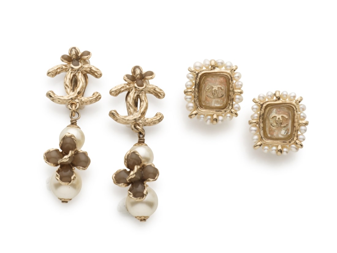 Chanel, collection Prêt à Porter Croisière 2012 et Automne/Hiver 2016. Deux paire... (1 of 1)