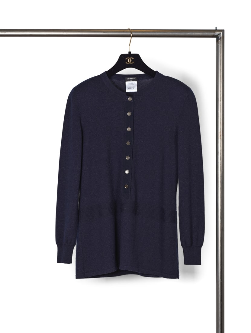 Chanel, collection Prêt-à-Porter, Automne-Hiver 2012. Pull façon marinière e... (1 of 1)