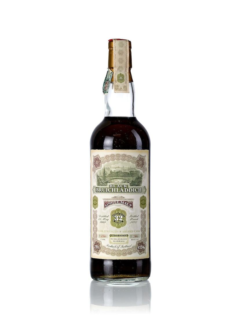 Bruichladdich 32 Year Old Sherry Cask #2330, 1969 (1x 700ml): Bruichladdich 32 Year Old Sherry Cask #2330, 1969 (1x 700ml) Region: Islay Fill Level: very top shoulder Label: slightly scuffed label Alcohol content: 47.5% ABV Notes: Old Train Line Series. Bottled