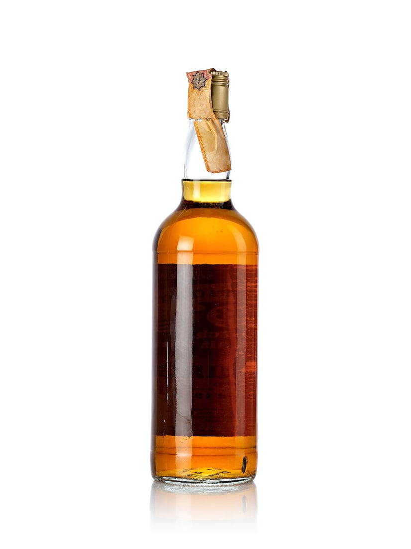 Glenburgie Gordon & Macphail Connoisseurs Choice 33 Year Old, 1949 (1x 750ml) - 2