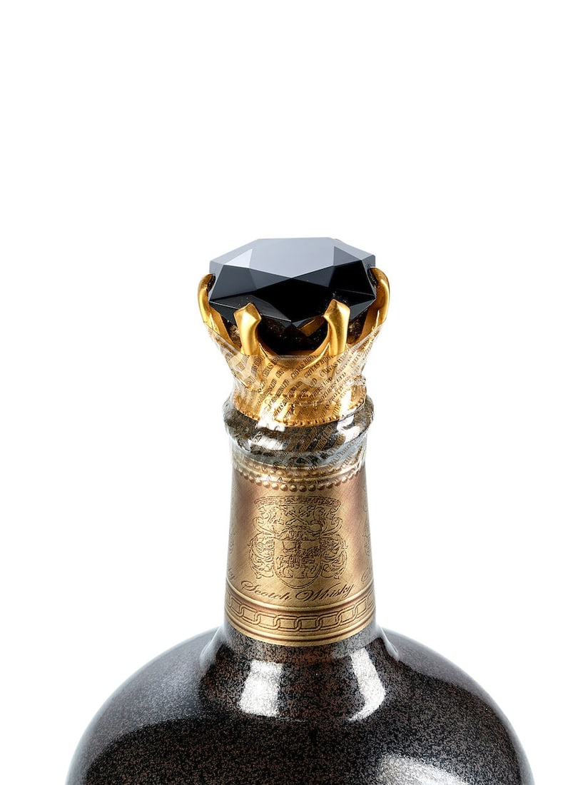 Chivas Royal Salute Stone of Destiny 38 Year Old (1x 700ml) - 3
