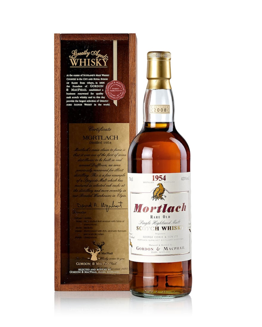 Mortlach Rare Old, 1954 (1x 700ml): Mortlach Rare Old, 1954 (1x 700ml) Region: Speyside Fill Level: into neck Label: good label Packaging: in wooden case Alcohol content: 43% ABV Notes: bottled 2008 by Gordon & MacPhail, Elgin.