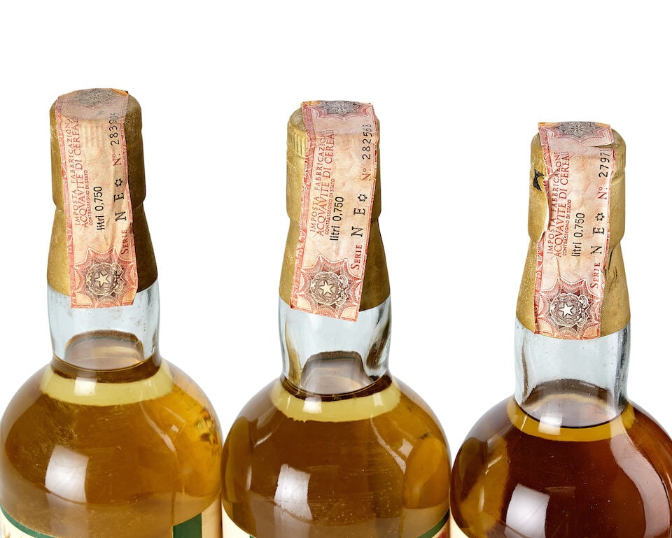 Glen Garioch 'In The Pink', 1966 (1x 700ml) Laphroaig 'In The Pink' Cask #11685, 1990 (1x 700ml)... - 3