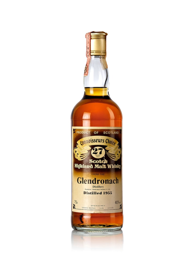 Glendronach Gordon & MacPhail Connoisseurs Choice 27 Year Old, 1955 (1x 750ml): Glendronach Gordon & MacPhail Connoisseurs Choice 27 Year Old, 1955 (1x 750ml) Region: Highland Fill Level: into neck Label: slightly scuffed and torn label Alcohol content: 40% ABV Notes: