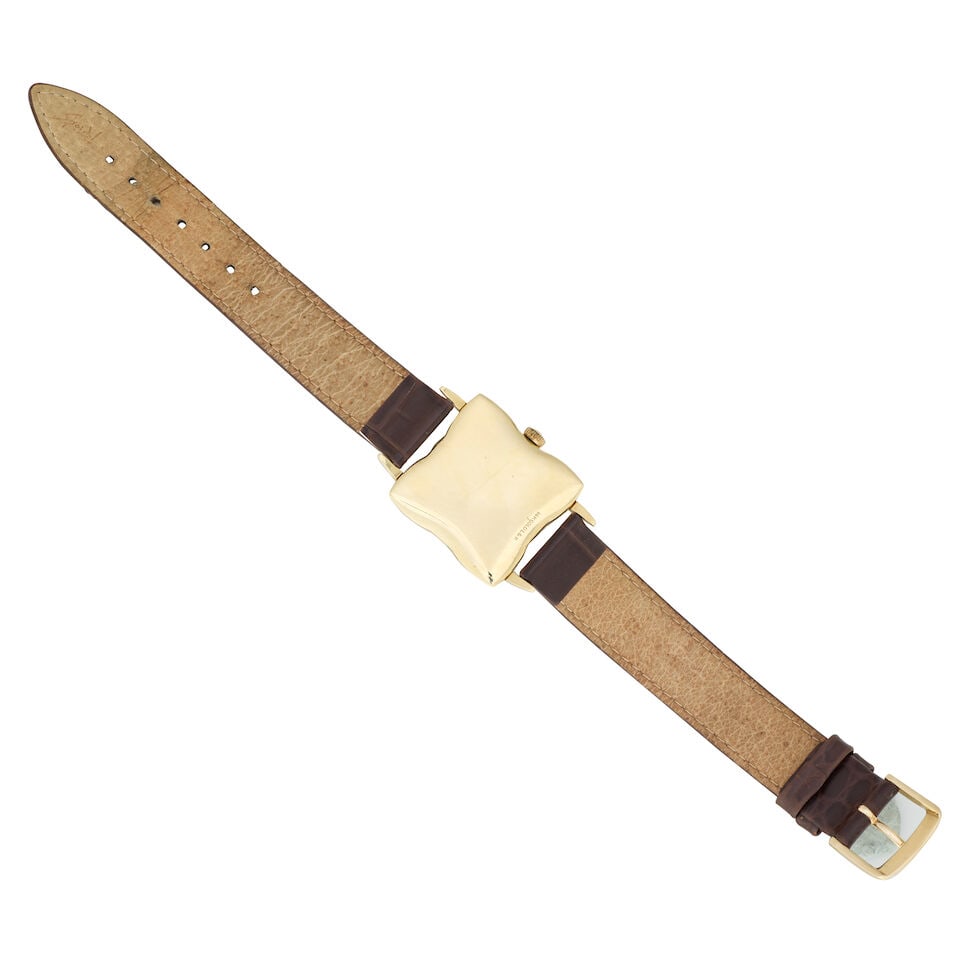 Longines. A 14K gold manual wind wristwatch Ref: LK 86, Circa 1953 - 3