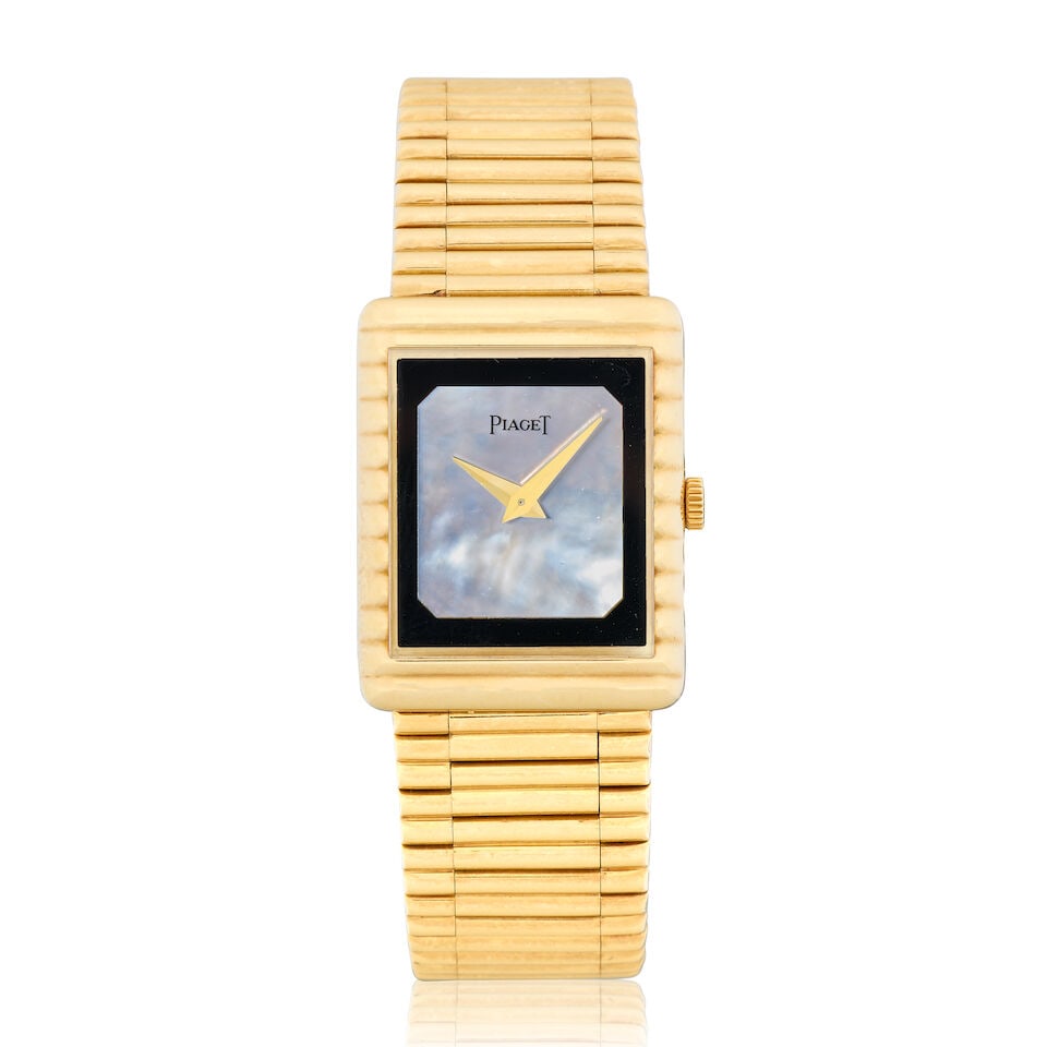 Piaget. A lady's 18K gold manual wind bracelet watch with onyx and mother of pearl dial Ref: 408... (1 of 1)