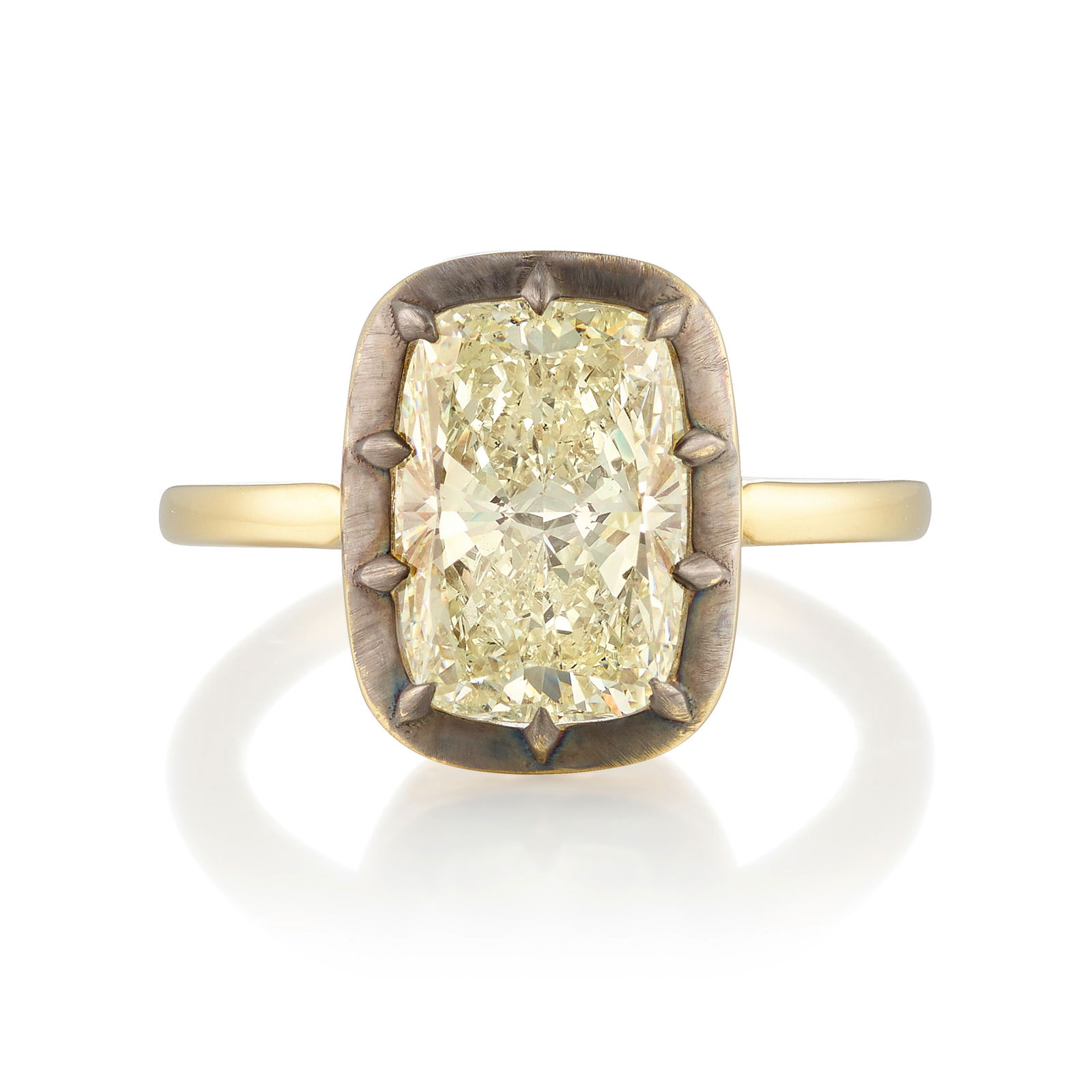 AN 18K GOLD, RHODIUM-PLATED AND DIAMOND RING (1 of 1)