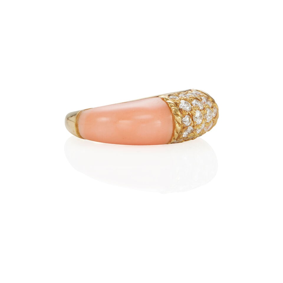 18K GOLD, DIAMOND AND CORAL RING - 2