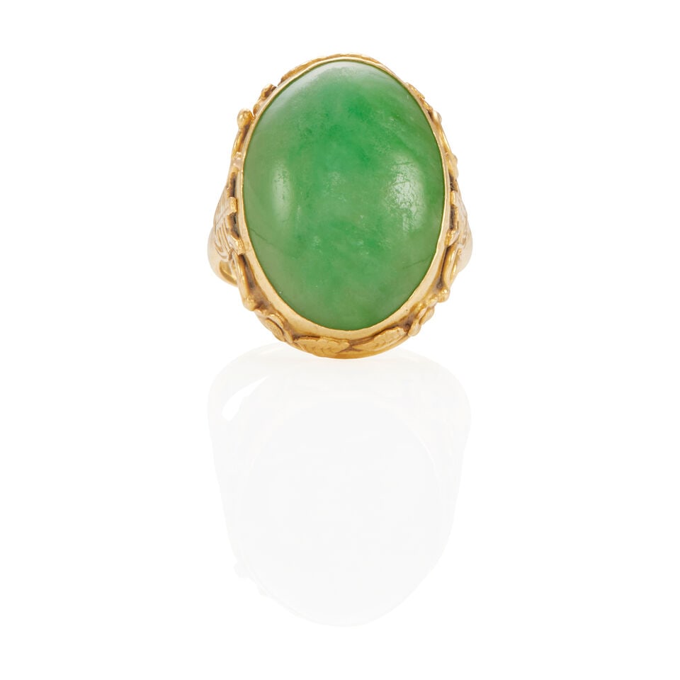 22K GOLD AND JADE RING (1 of 2)