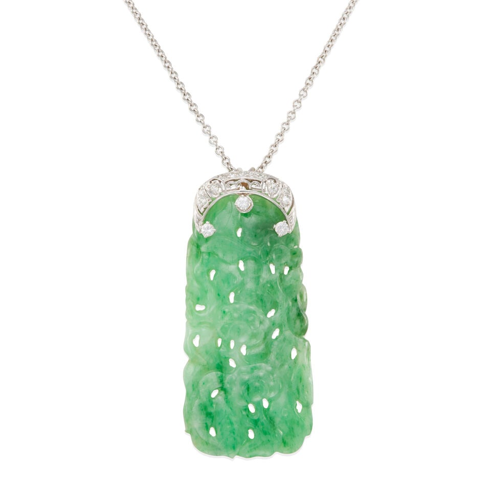JADE AND DIAMOND PENDANT NECKLACE (1 of 2)