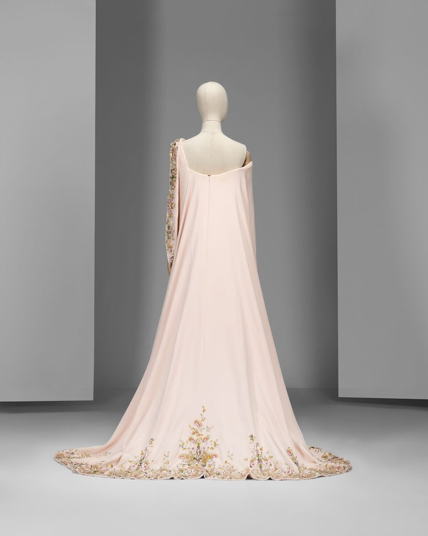 Ralph & Russo Haute Couture: Pale Pink Silk Crêpe Cady Gown Spring/Summer 2019, Runway Look - 2