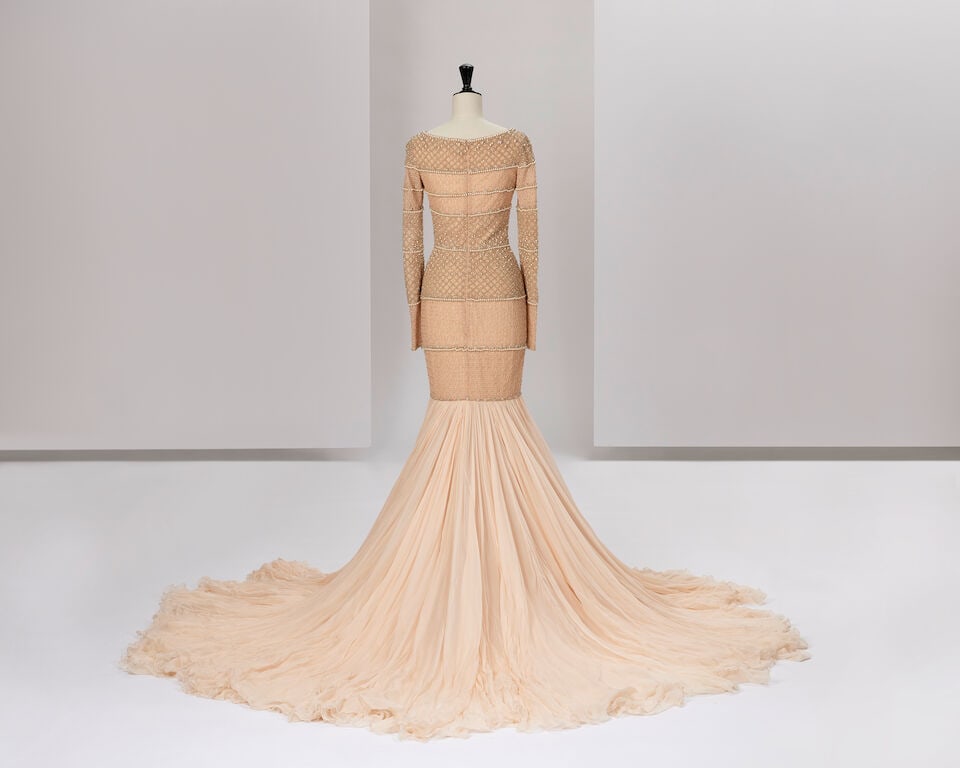 Ralph & Russo Haute Couture: Pale Peach French Chantilly Lace Gown Autumn/Winter 2014, Runway Lo - 3