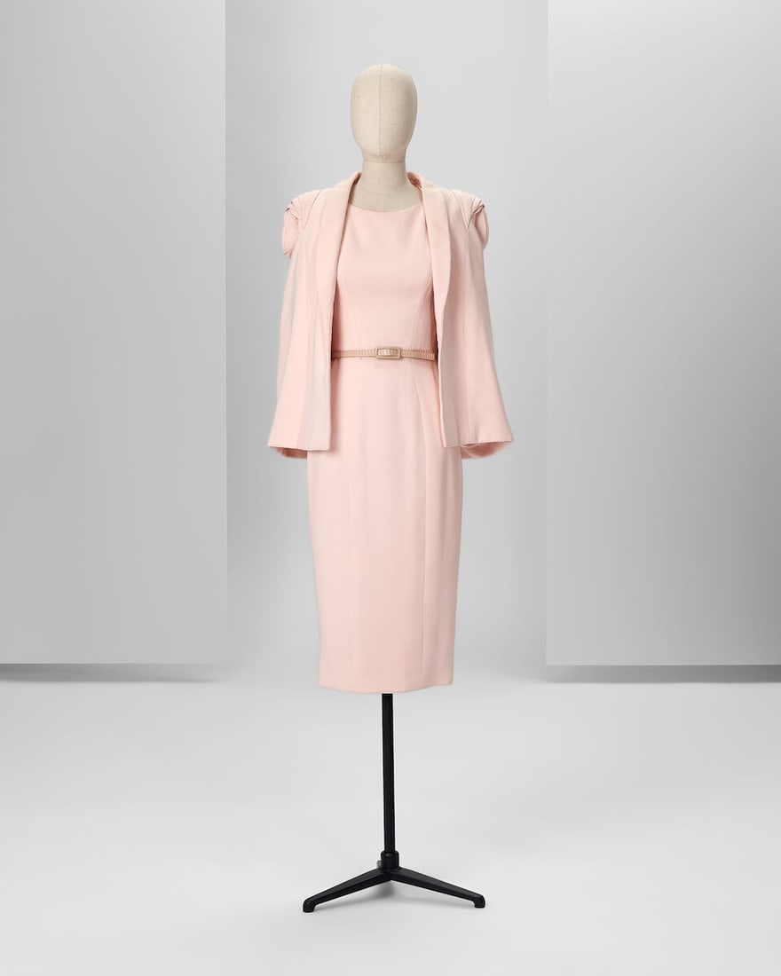 Ralph & Russo Haute Couture: Pale Pink Silk Wool Pencil Dress and Cape Spring/Summer 2014, Runwa: Ralph & Russo Haute Couture: Pale Pink Silk Wool Pencil Dress and Cape Spring/Summer 2014, Runway Look 23 Pale pink silk wool pencil dress and cape with rosette shoulders and python skin belt (3)