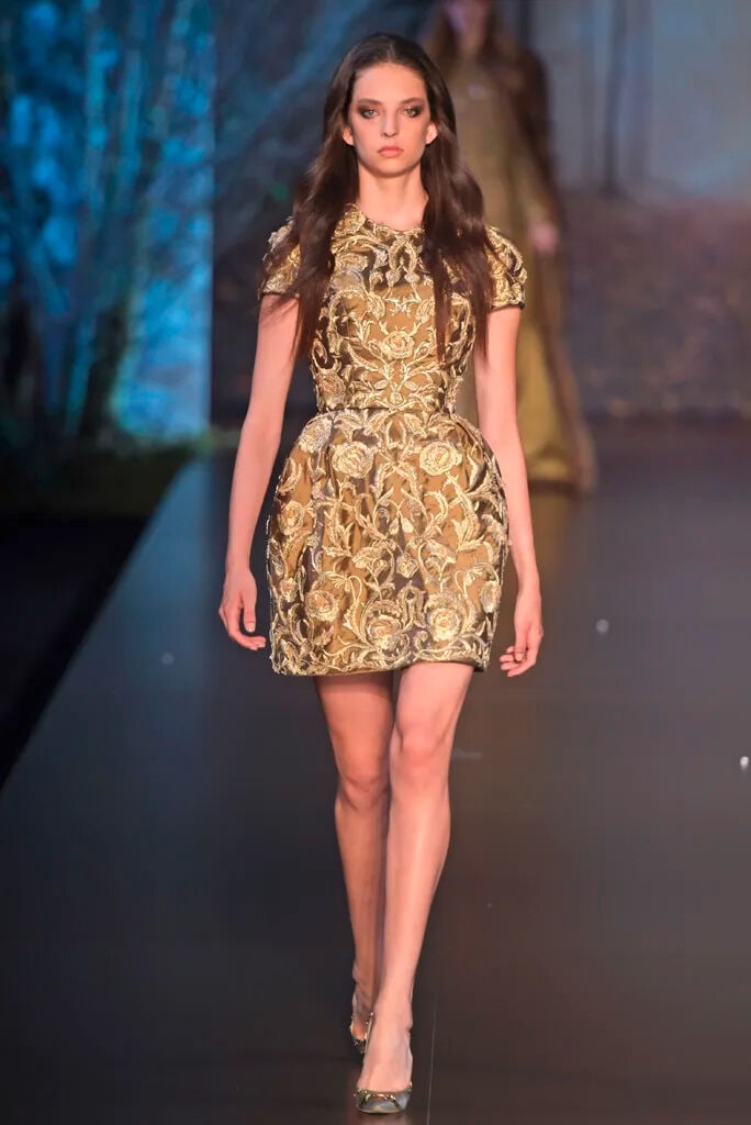 Ralph & Russo Haute Couture: Embroidered Gold Mini Dress Autumn/Winter 2015, Runway Look 31 - 4