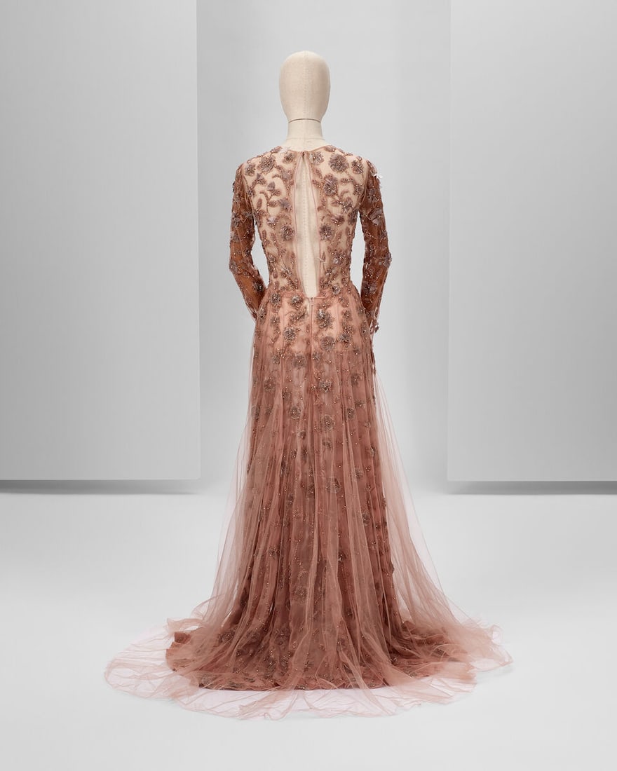 Ralph & Russo Haute Couture: Dusky Pink Silk Organza and Tulle Embroidered Gown Autumn/Winter 20 - 3