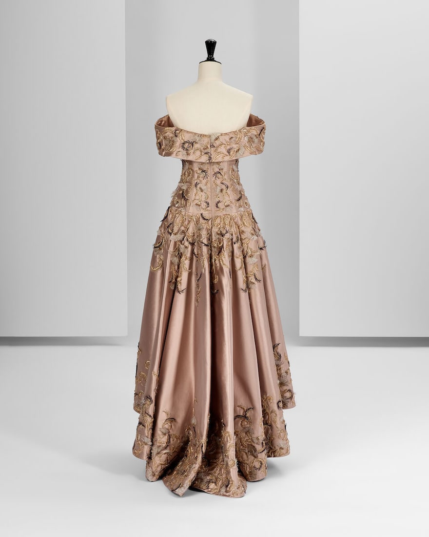 Ralph & Russo Haute Couture Exclusive: Light Bronze Silk Zibeline Gown - 3