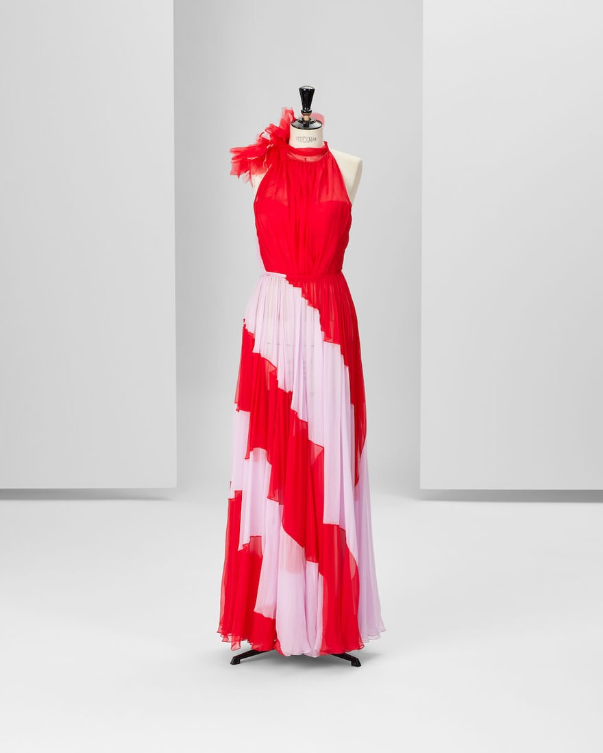 Ralph & Russo Haute Couture: Red and Lavender Silk Chiffon Gown Autumn/Winter 2019, Runway Look : Ralph & Russo Haute Couture: Red and Lavender Silk Chiffon Gown Autumn/Winter 2019, Runway Look 29 Red and lavender silk chiffon halter-neck gown, featuring a hand pleated bodice and diagonally