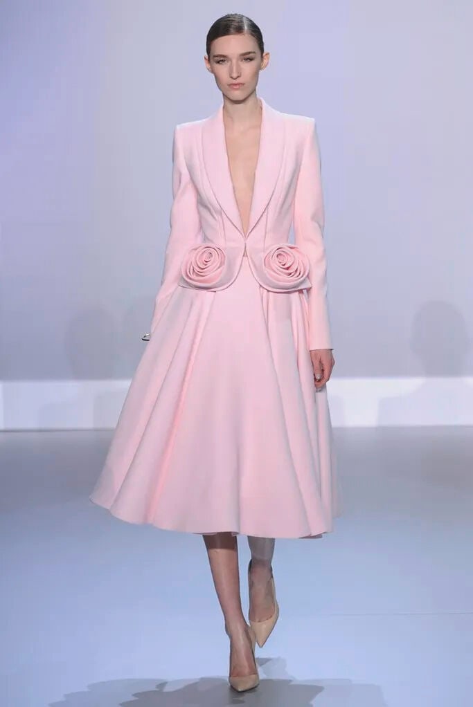 Ralph & Russo Haute Couture: Pale Pink Silk Wool Jacket and Flared Skirt Spring/Summer 2014, Run - 4