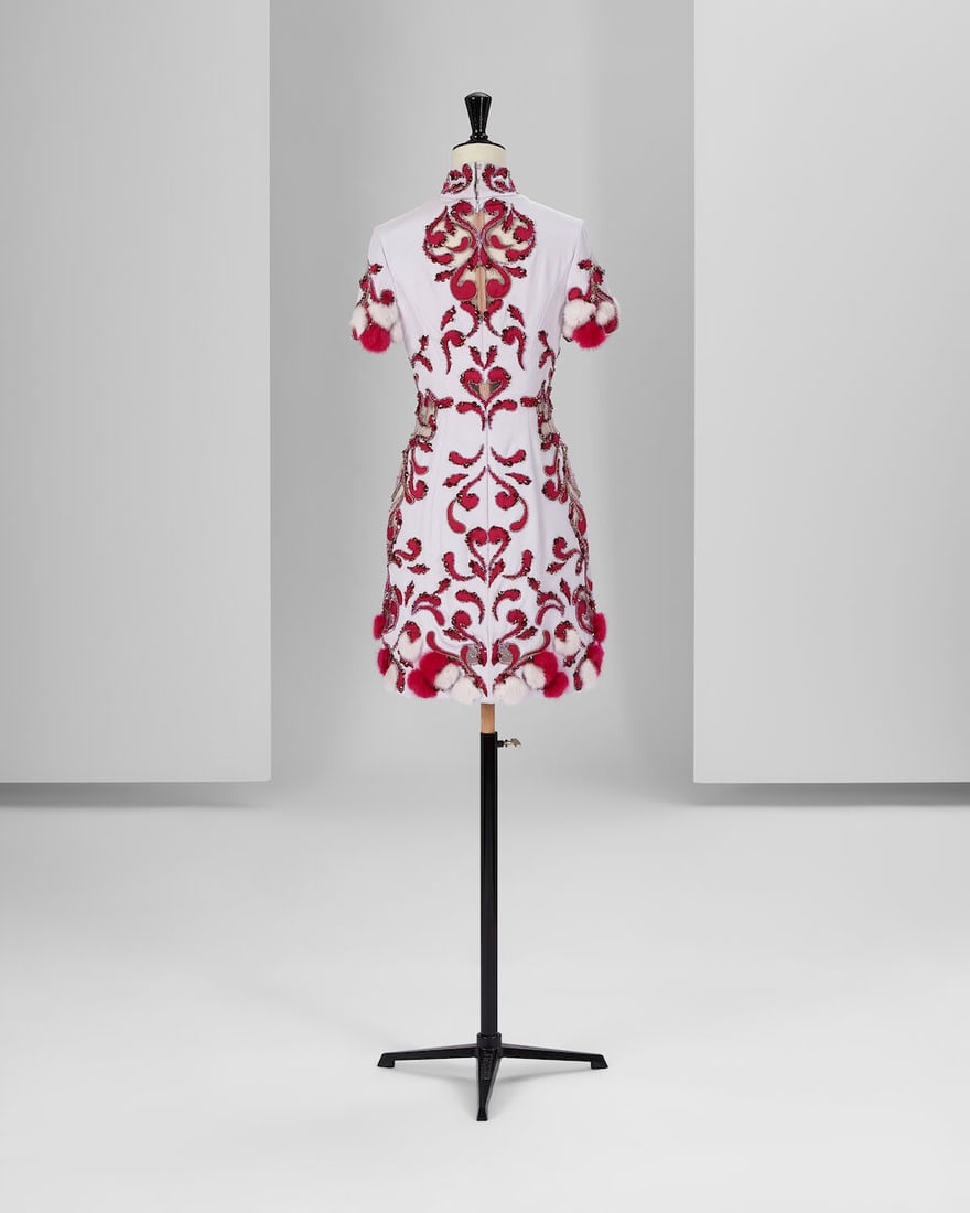 Ralph & Russo Haute Couture: Lilac and Raspberry Mini Dress Autumn/Winter 2019, Runway Look 27 - 3